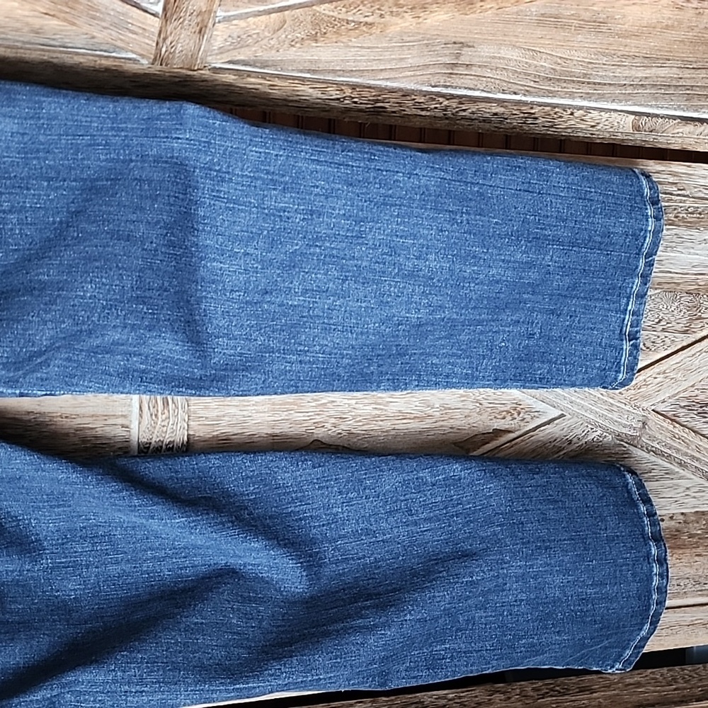 Lee Ladies Straight Leg Jeans - Picture 6 of 8